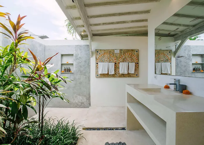 Pima - Sumptuous 2br Private Surrounded By Rice Fields In A Quiet Area * Canggu